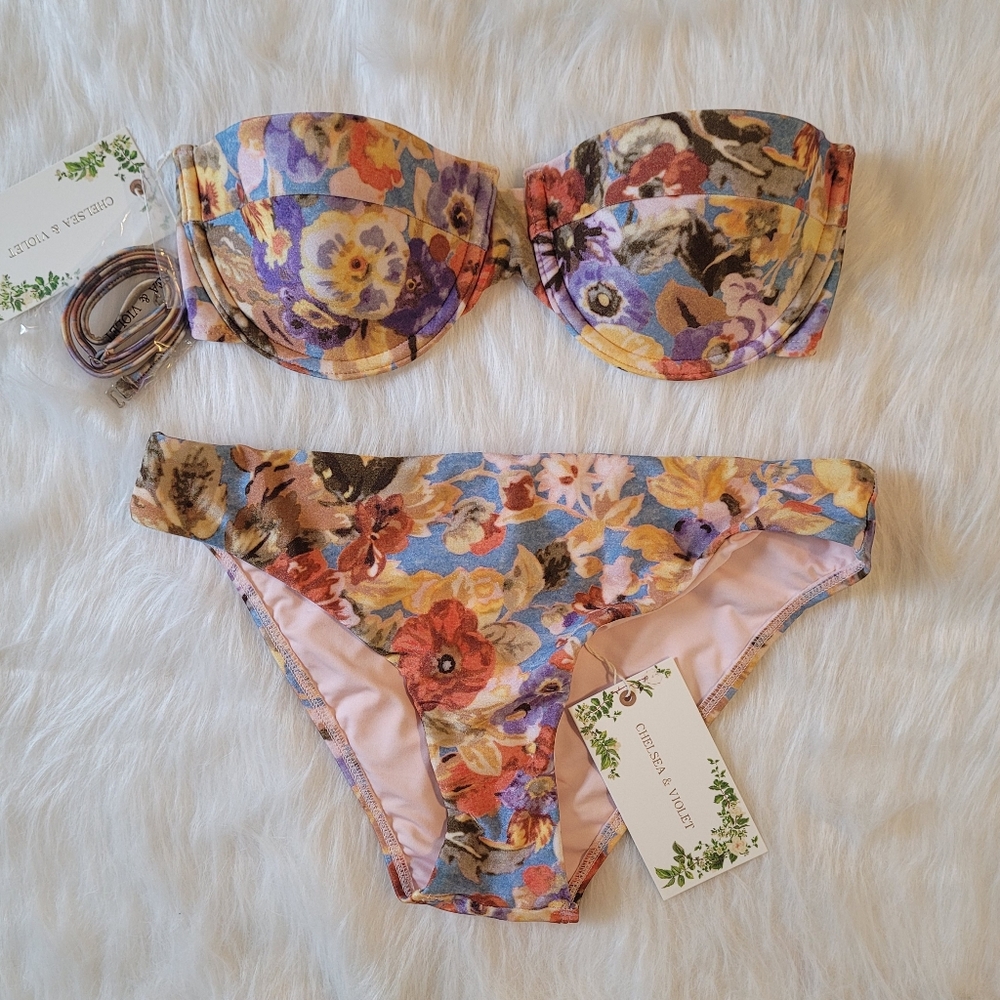 NWT Chelsea & Violet 2 piece bikini MEDIUM